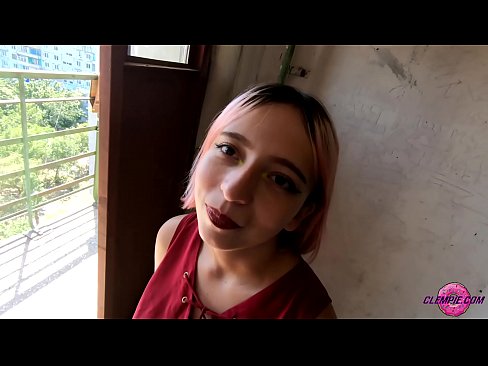 ❤️ 学生Sensual在内陆地区吸食陌生人--在他脸上射精 ❤️❌ Anal video❌❤